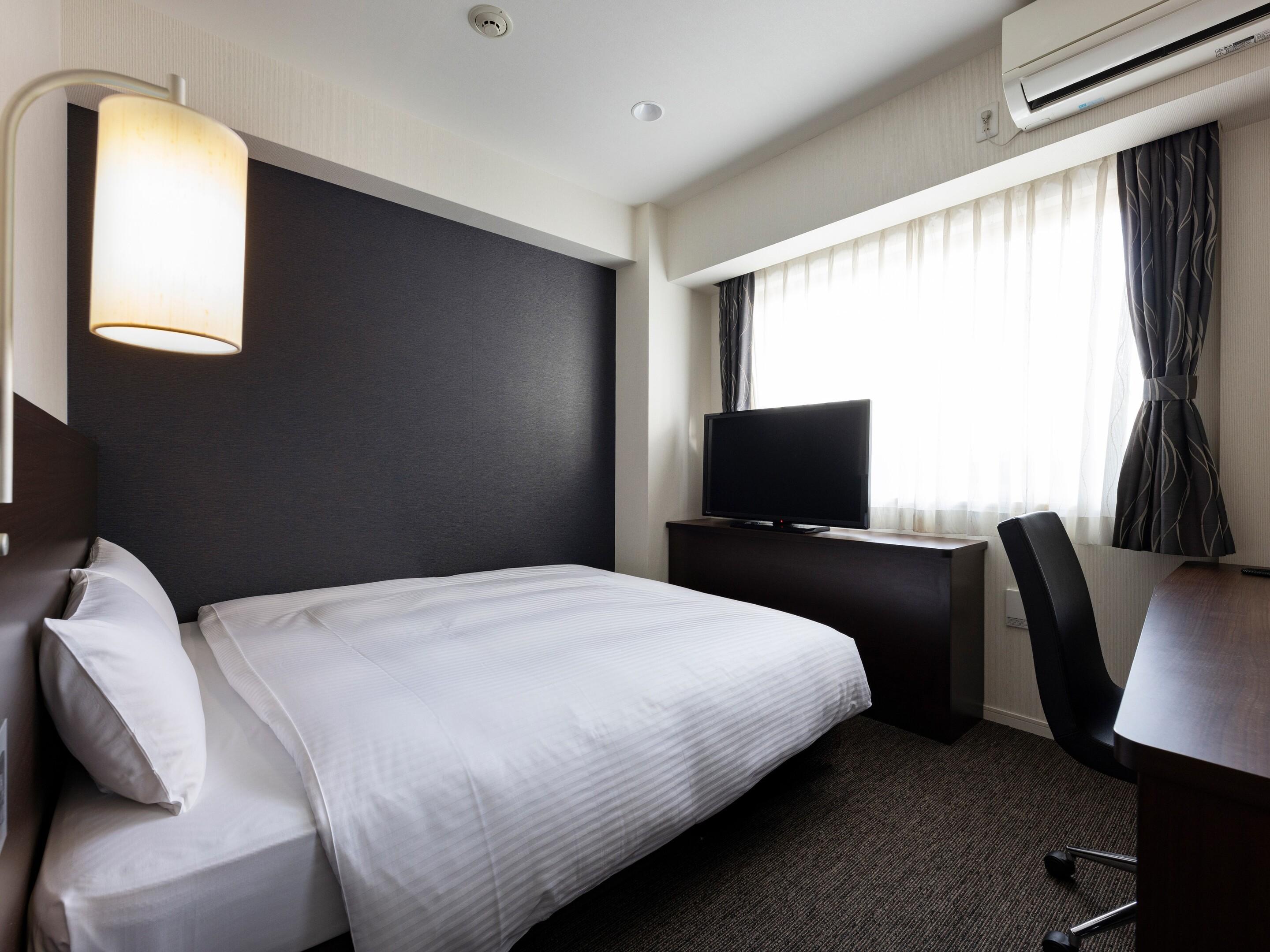 KOKO HOTEL 大阪新世界【禁煙】スタンダードダブル／15.6平米／160cm幅×1台