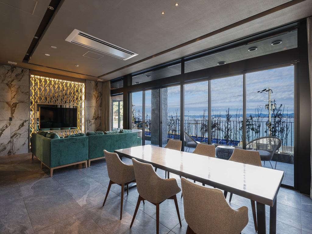 파이브 스프링 리조트 더 시라하마Quad (4 beds) Ocean view Non-Smoking