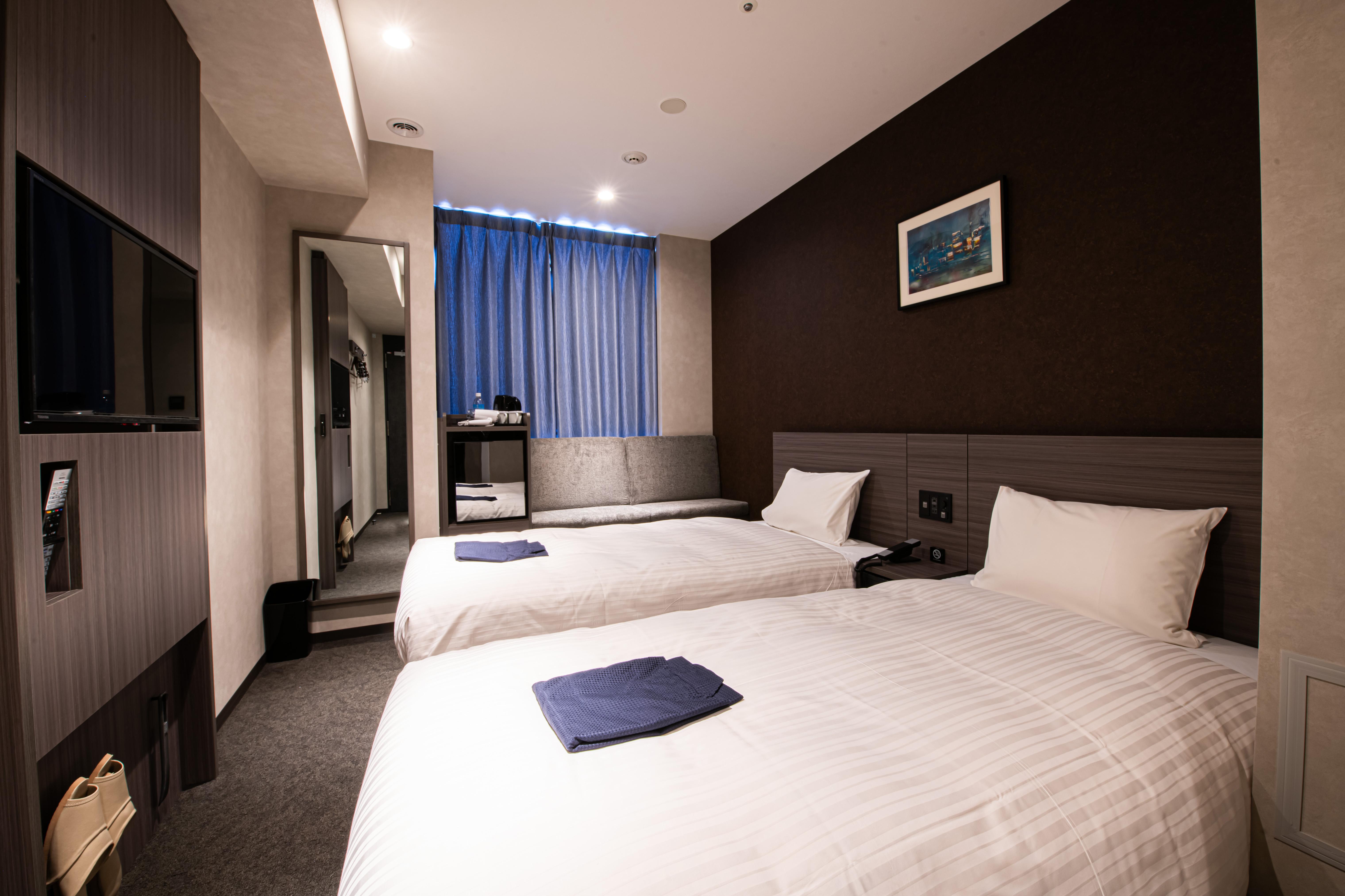 Welina Hotel Premier 大阪なんば【禁煙】ツインルーム～高品質なベッドで心地よい眠りを～
