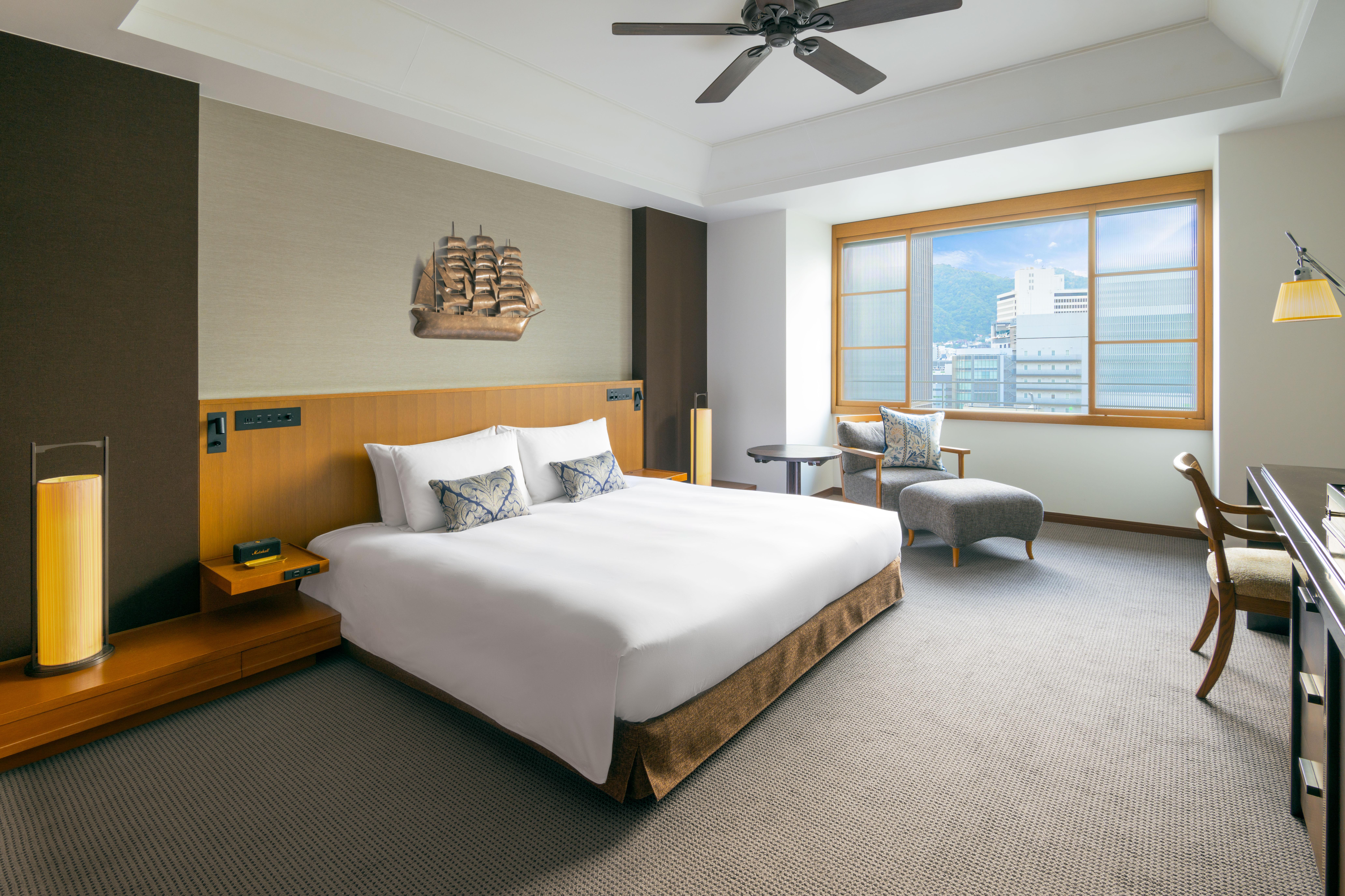 THE ORIENTDouble Room Town view Non-Smoking