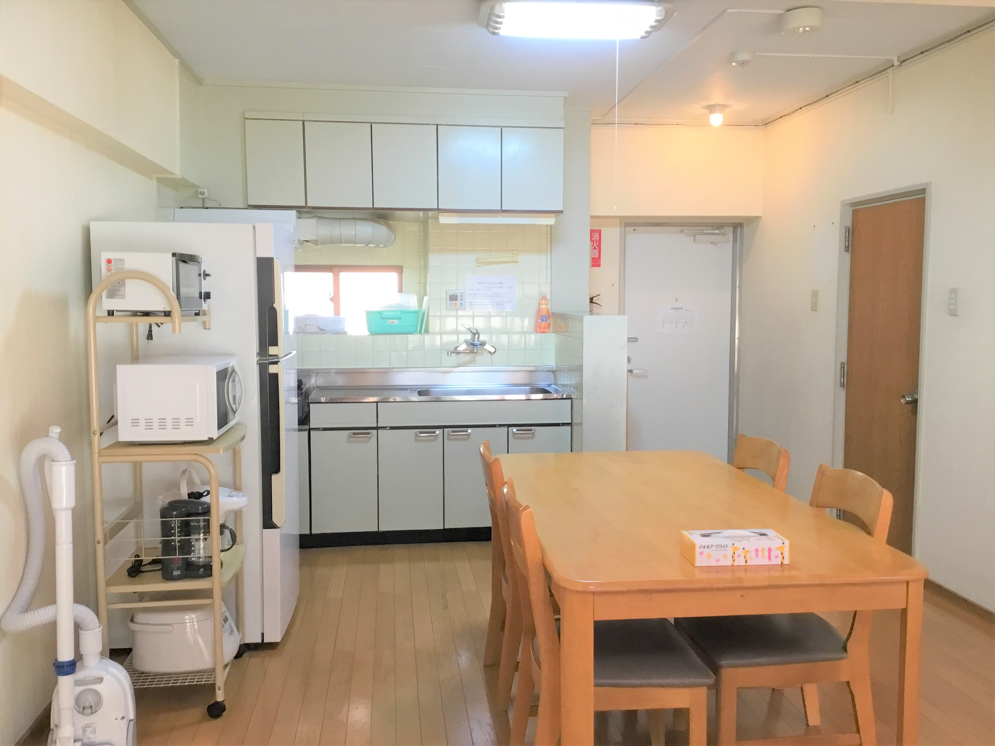 沖縄ウィークリーハーバービューマンション 本館【本館】ファミリータイプ洋室A　　禁煙