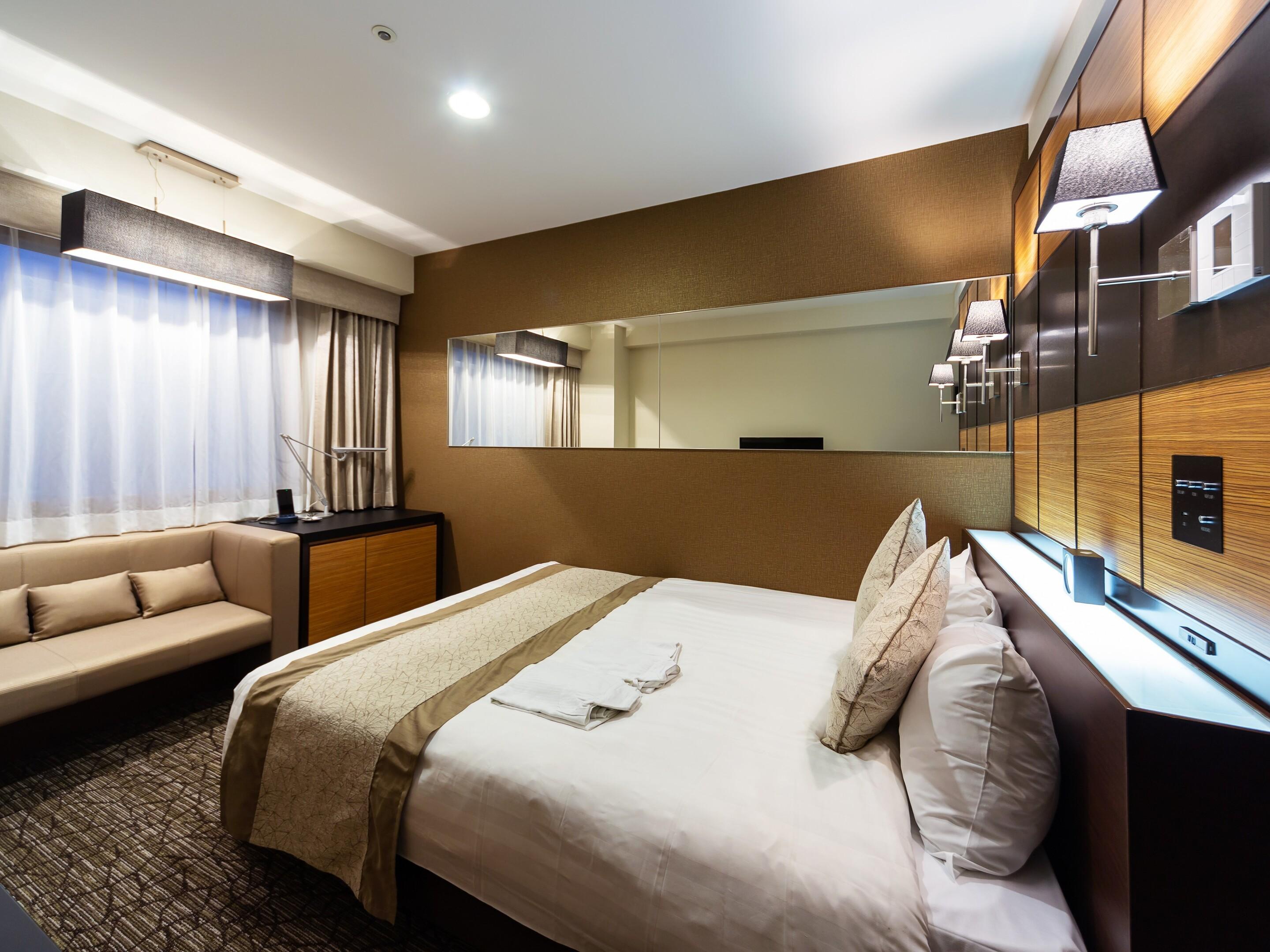KOKO HOTEL 新宿四谷【禁煙】リラックスダブル／18平米／160cm幅×1台