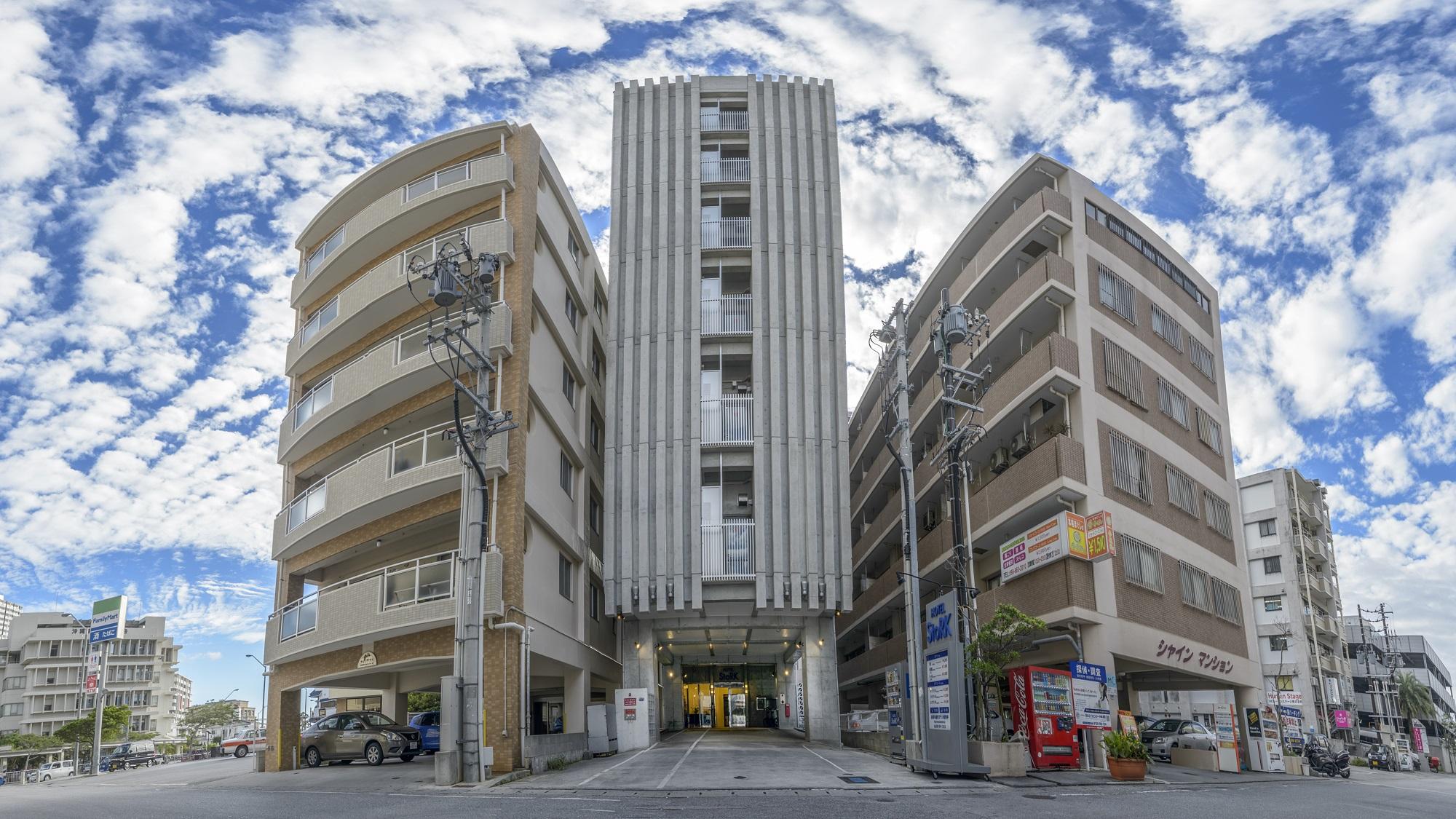 ホテルストーク那覇新都心【※喫煙・タバコOK※】完全個室　ロフトベッド