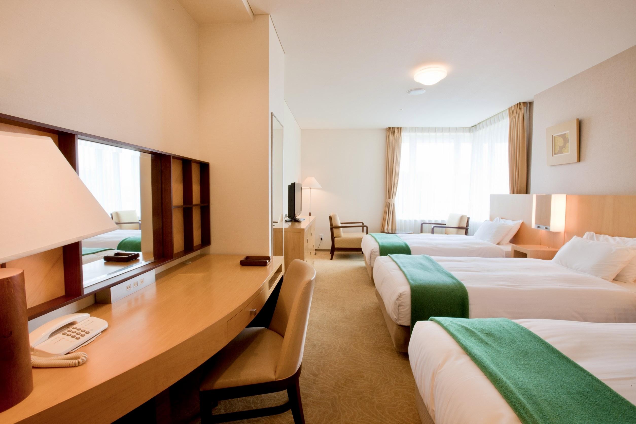 Hotel Kitano Plaza RokkosoTriple Room Regular Non-Smoking