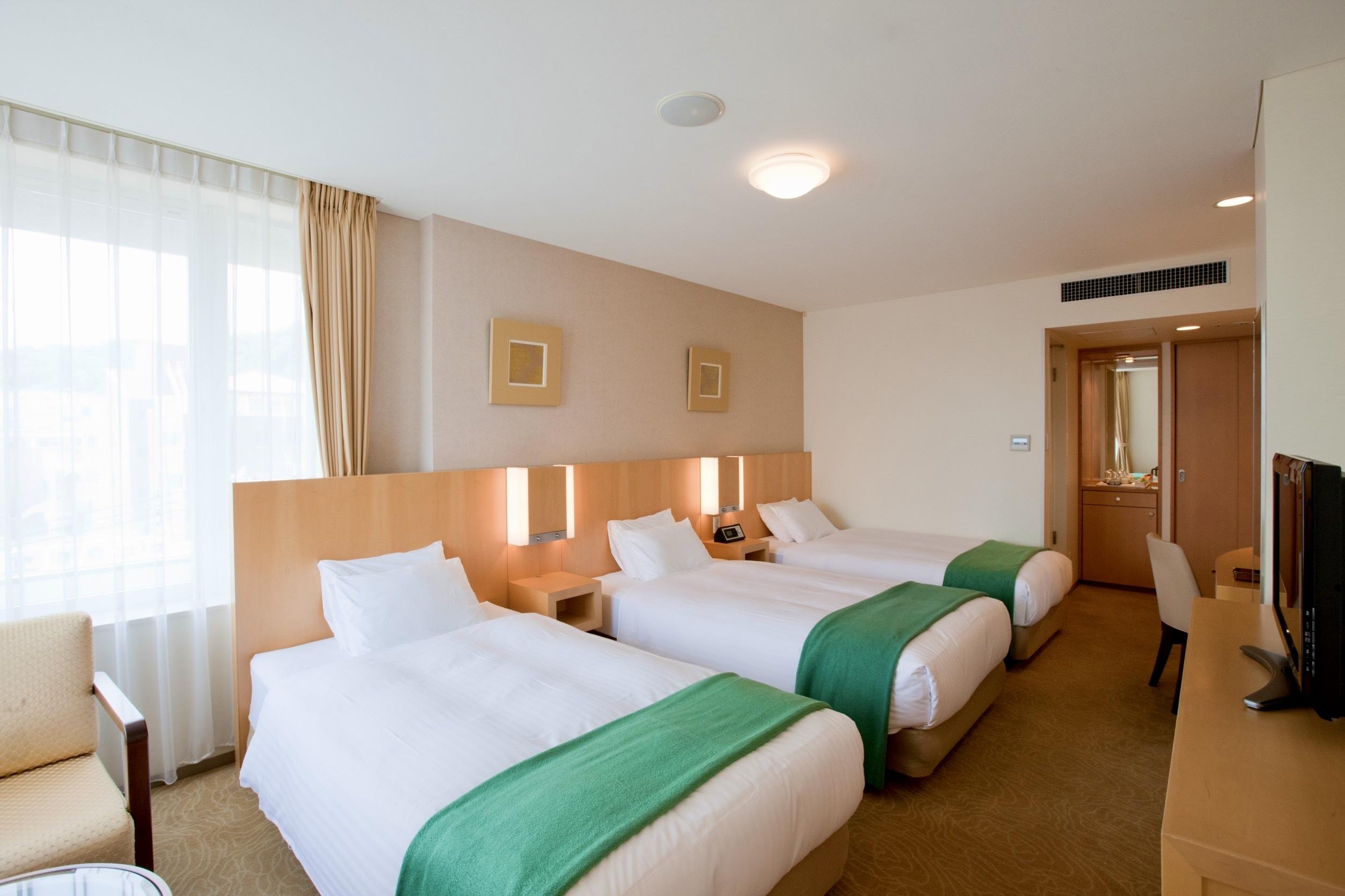 Hotel Kitano Plaza RokkosoTriple Room Regular Non-Smoking