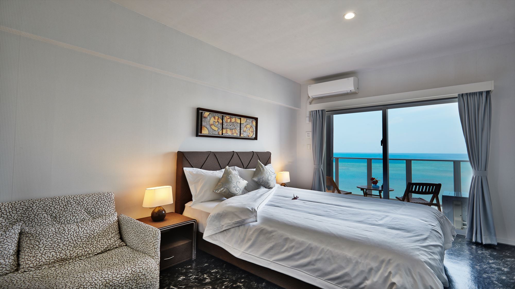 Beach Front Tower MihamaDouble Room Standard Ocean view Non-Smoking