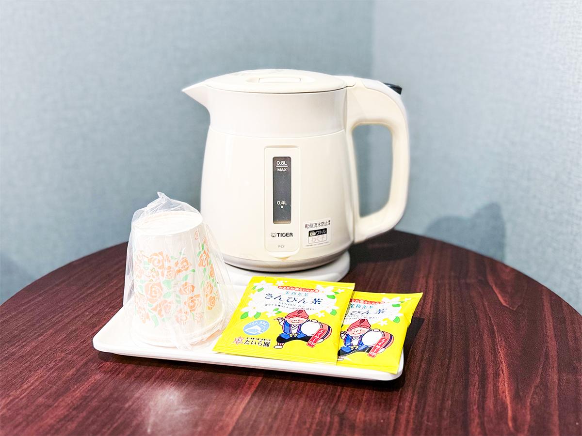 ホテルコザコーナーツインルーム