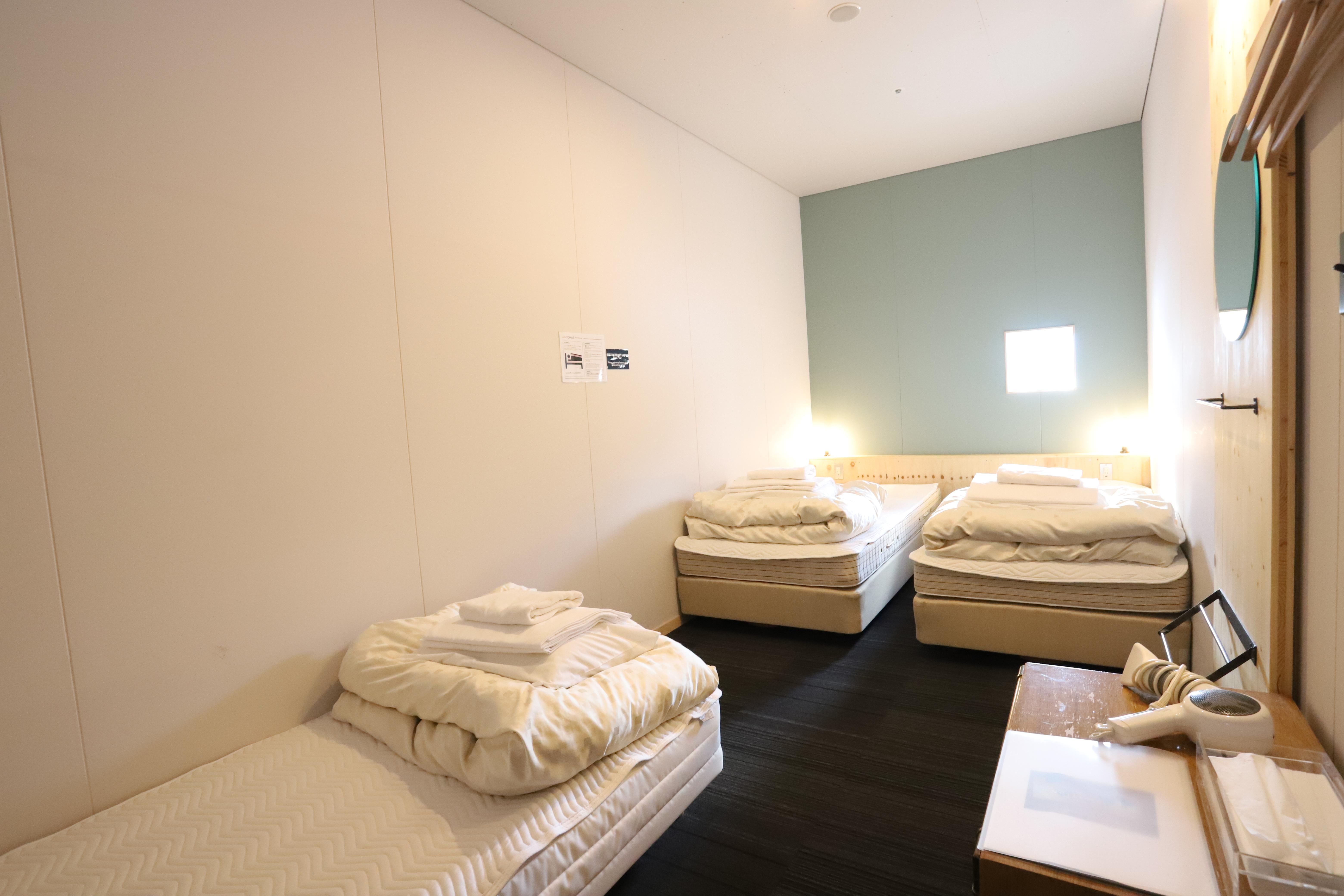 HOSTEL TOMARトリプルルーム