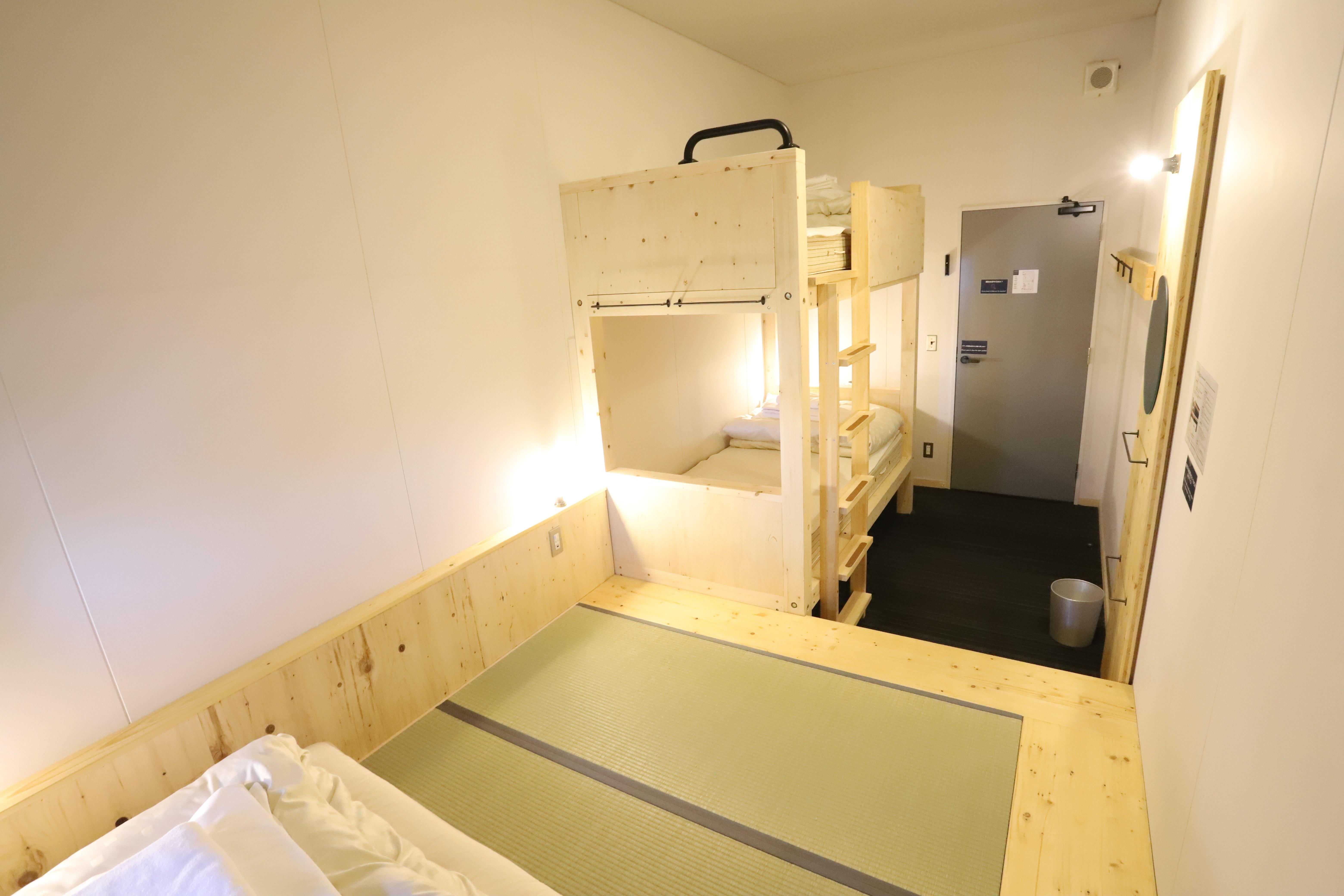 HOSTEL TOMARファミリールーム(小上がり・二段ベッド)