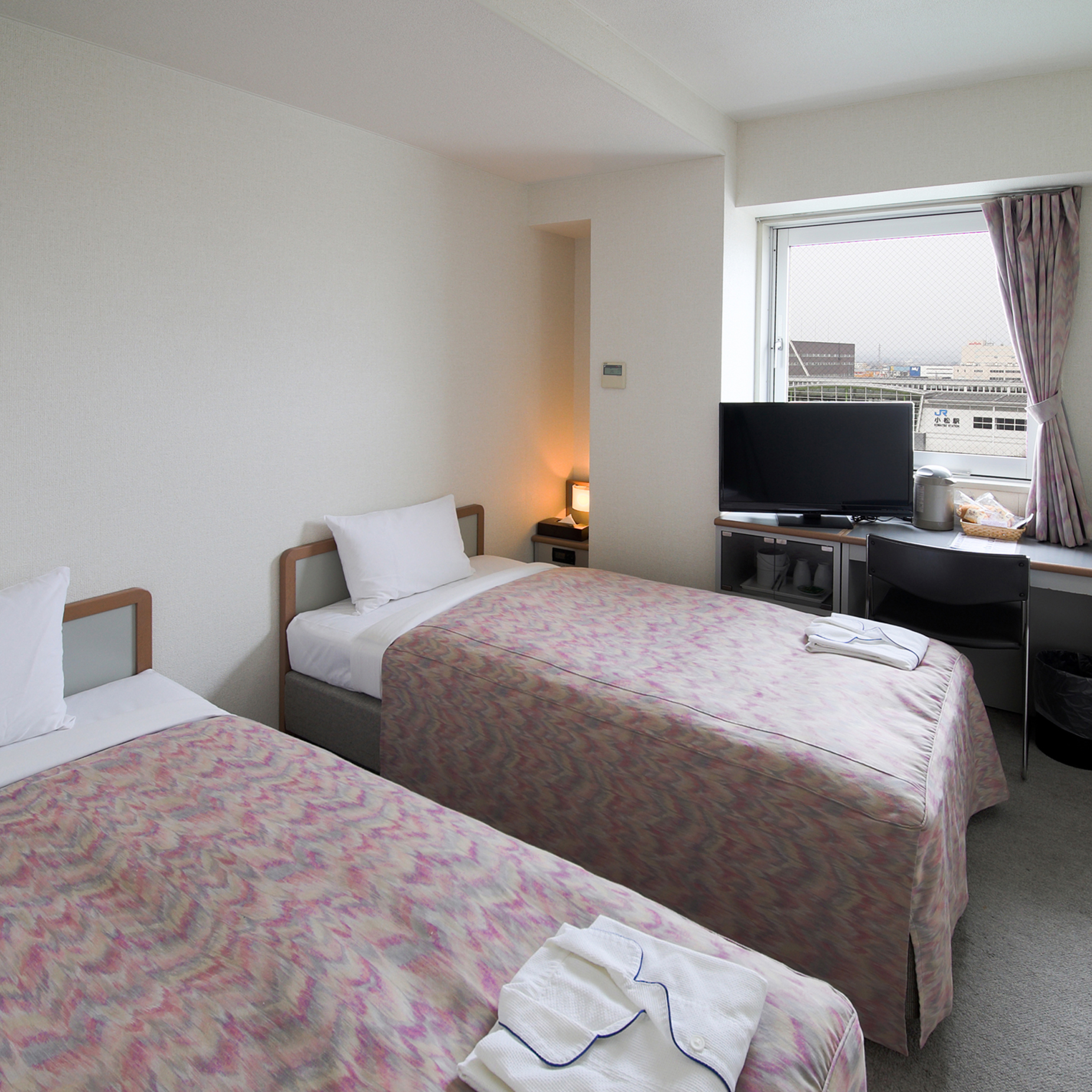 호텔 에어포트 고마츠Twin Room Standard Non-Smoking