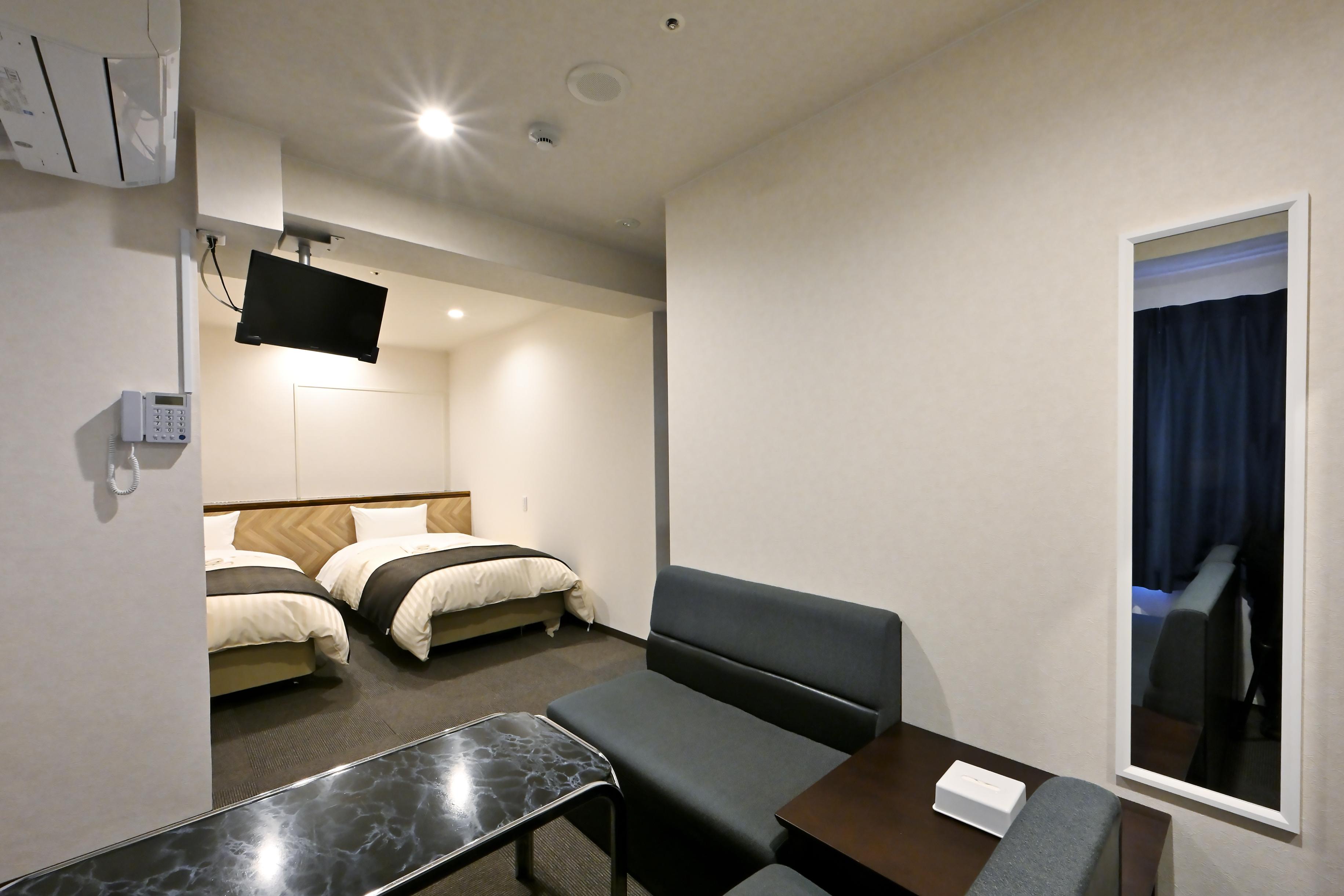 Hotel City Inn WakayamaQuad (4 beds) Superior Non-Smoking