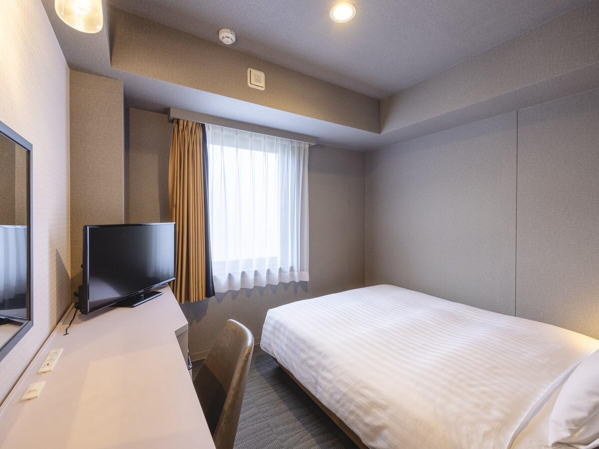 KOKO HOTEL 新橋御成門【禁煙】スタンダードダブル／15平米／155cm幅×1台