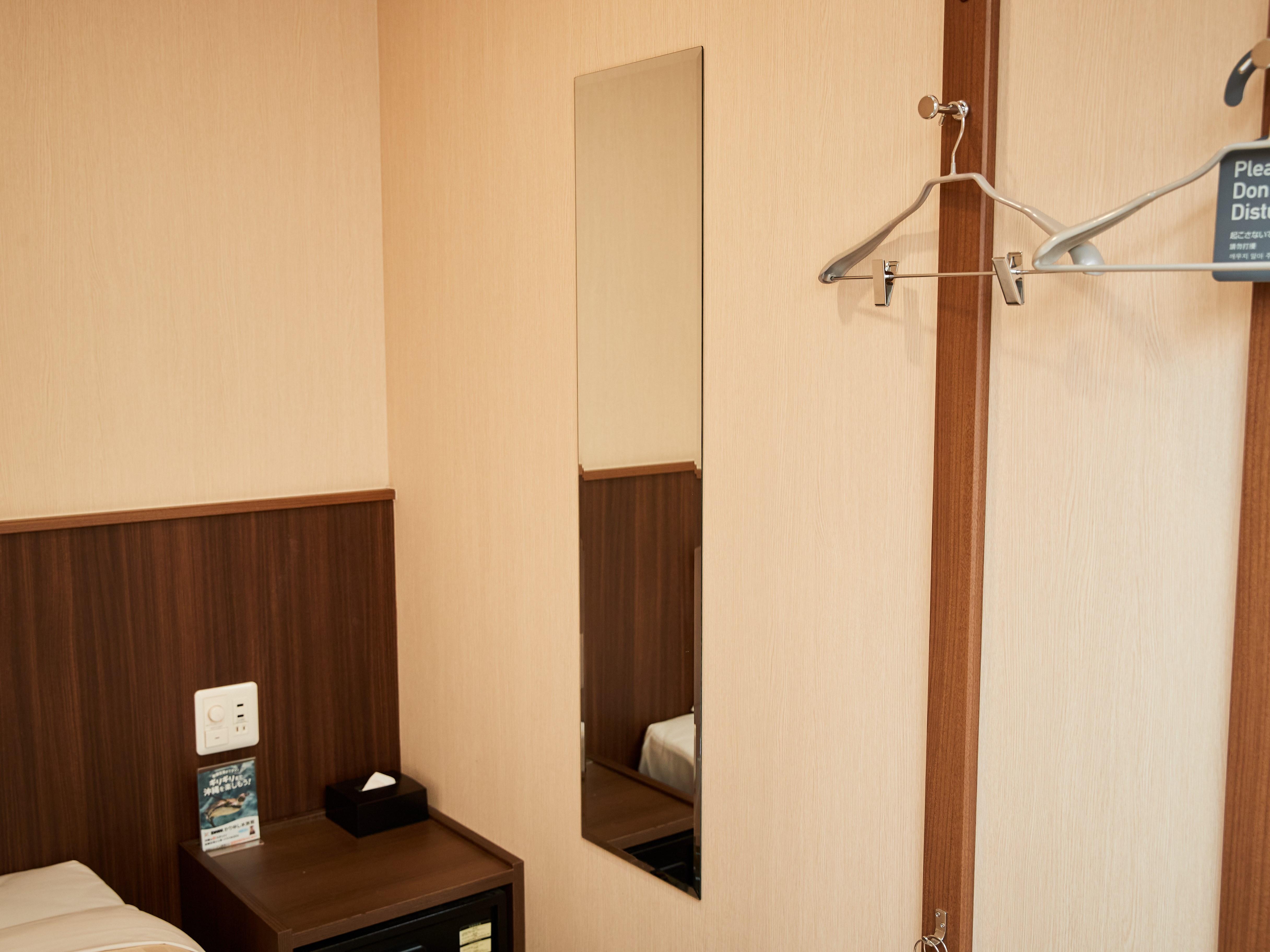 グランドキャビンホテル那覇小禄【女性専用】シングル2名2室ご利用
