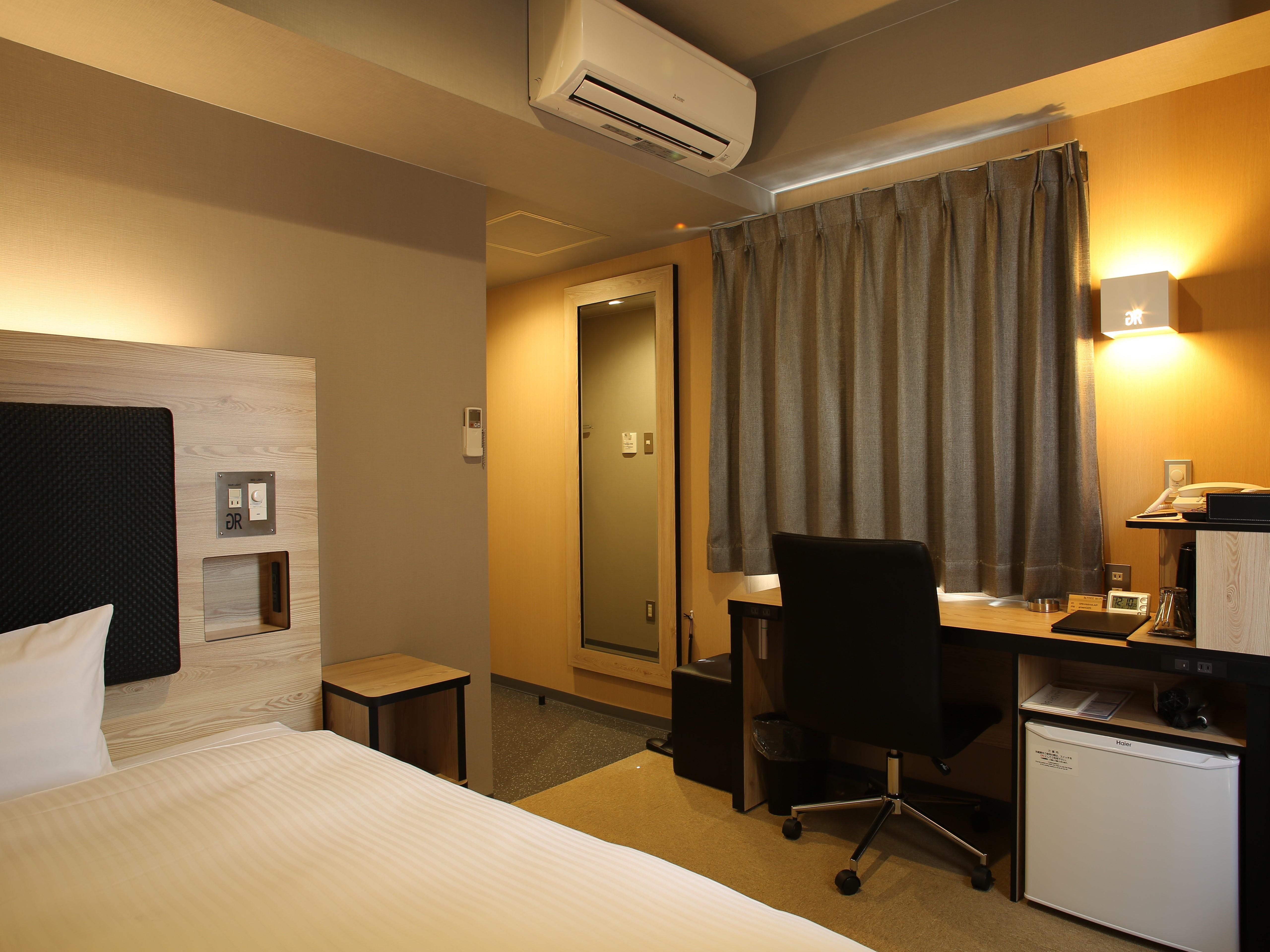 Green Rich Hotel & capsule Naha(Jinkou onsen・futamata no yu)Single Room Smoking