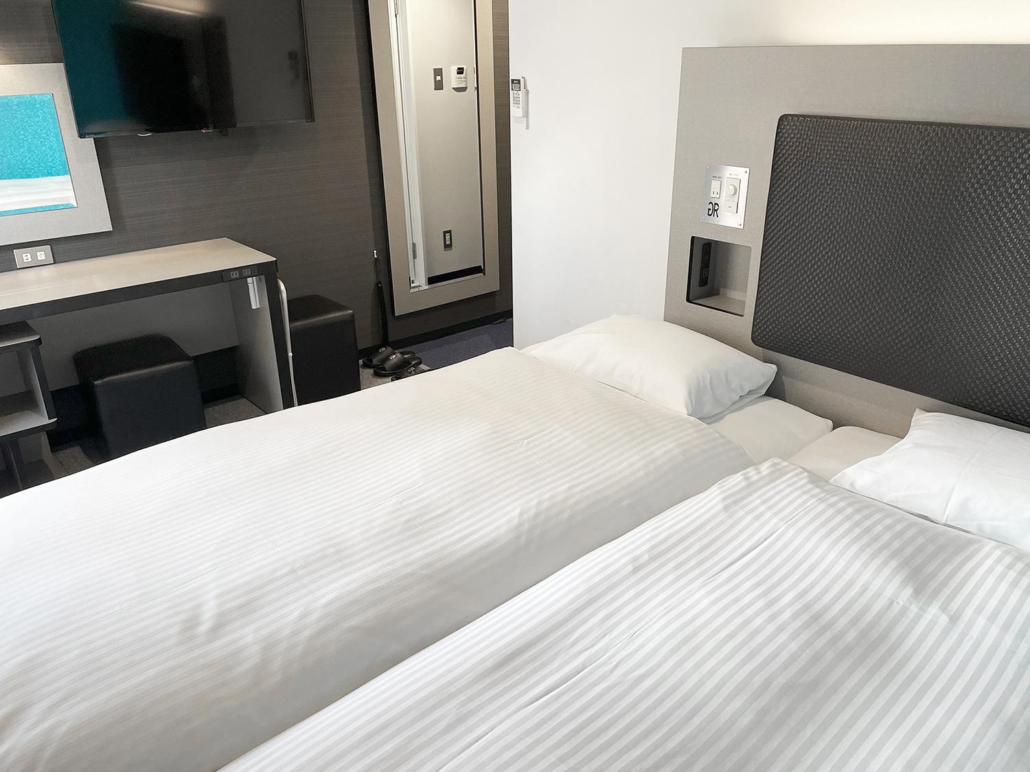 Green Rich Hotel & capsule Naha(Jinkou onsen・futamata no yu)Twin Room Non-Smoking