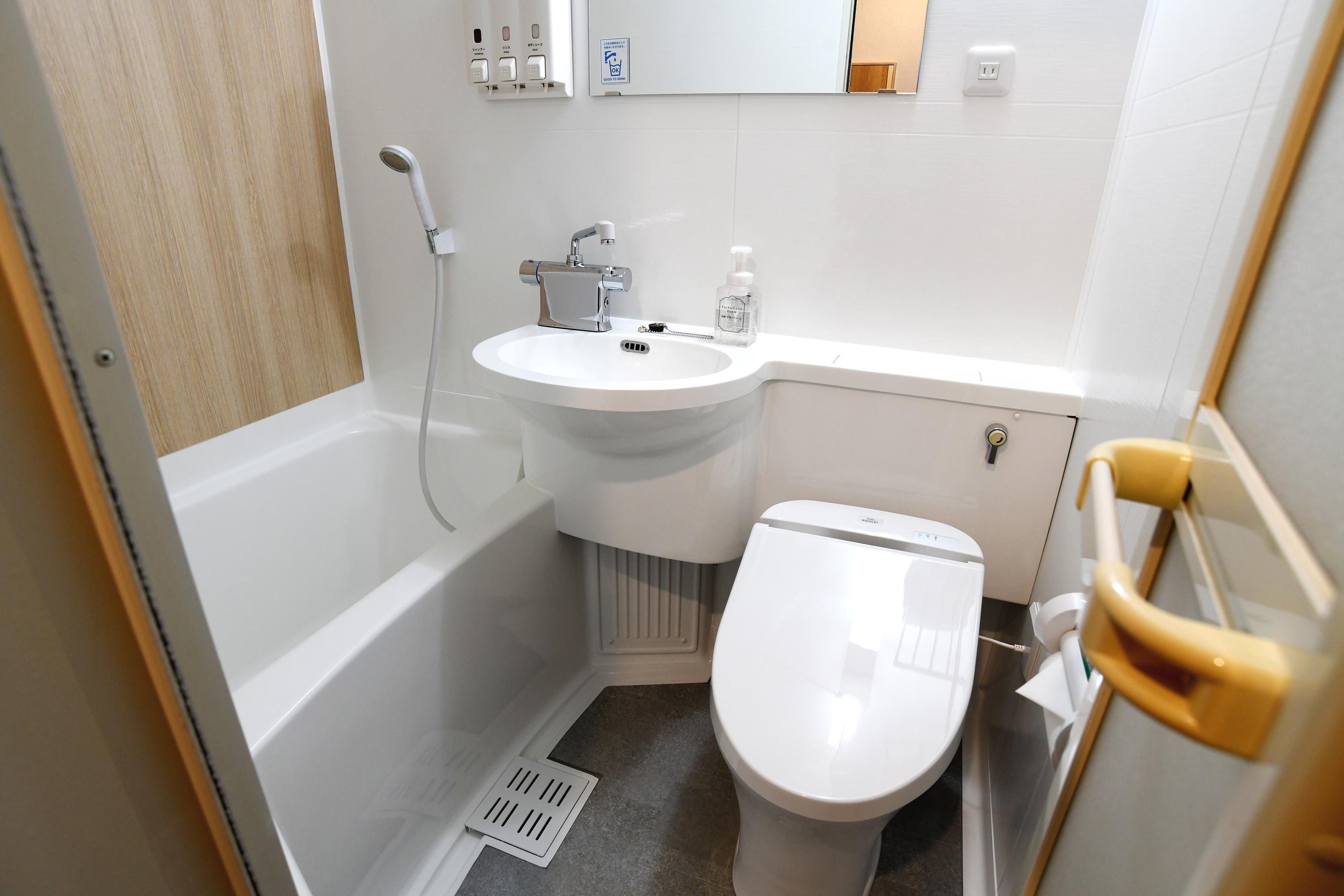 R&B Hotel Otsuka-eki Kita-guchiSingle Room Smoking