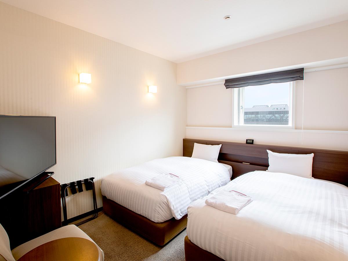 KOKO HOTEL 旭川駅前【禁煙】スーペリアツイン／18平米／110cm幅×2台