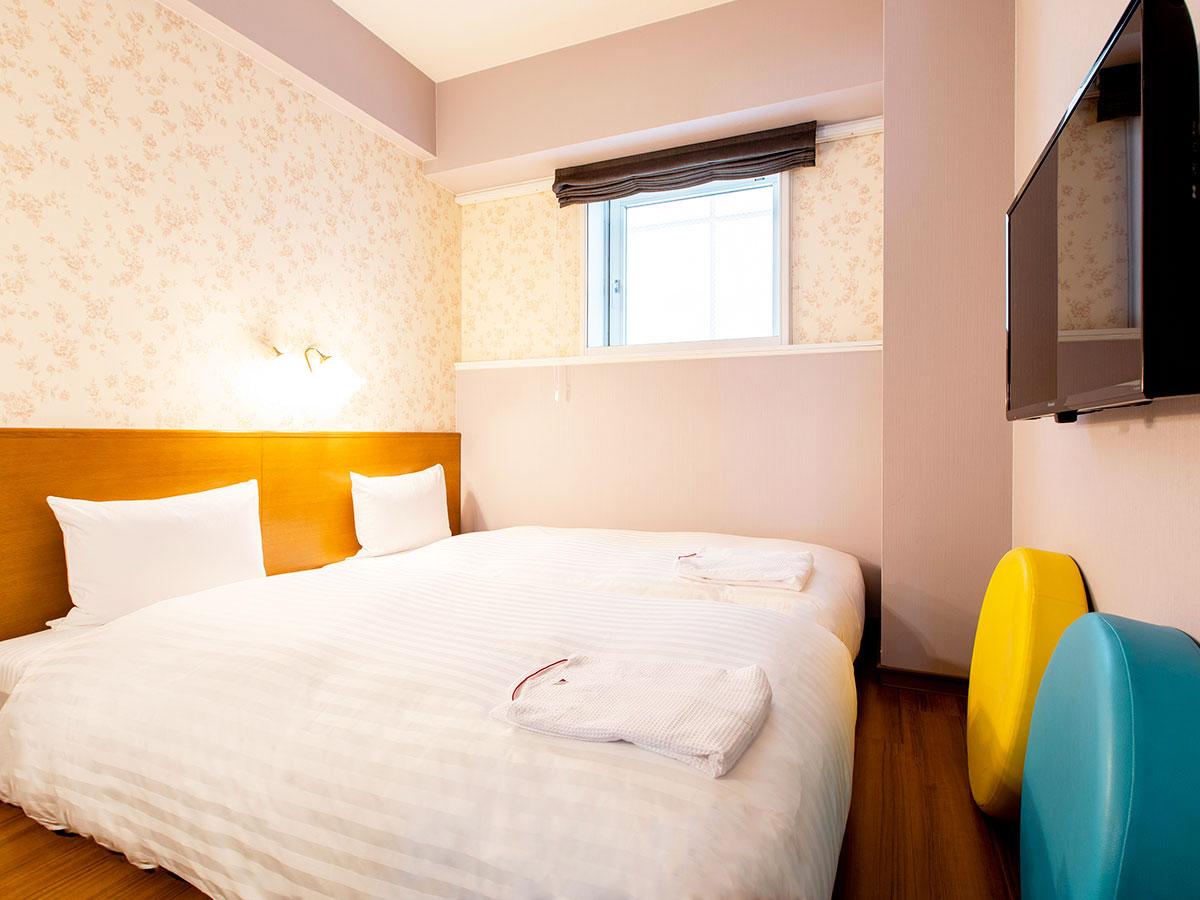 KOKO HOTEL 旭川駅前【禁煙】フローリングツイン／15平米／90cm幅×2台