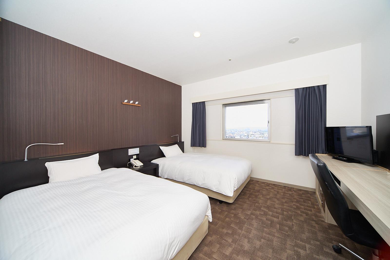 Shin Osaka Washington Hotel PlazaTwin Room Non-Smoking