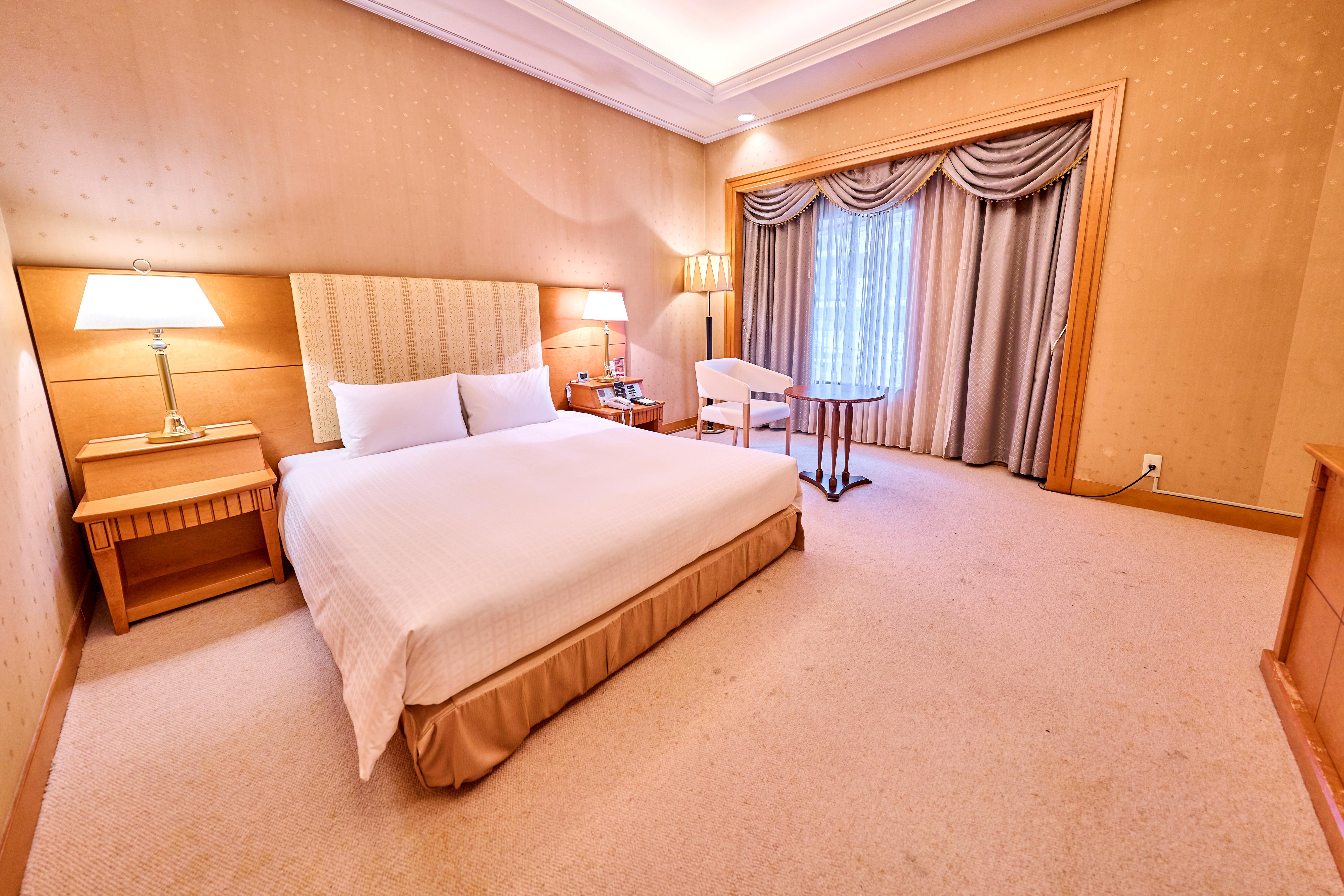 Smile Hotel Tokyo NishikasaiDouble Room Deluxe Non-Smoking