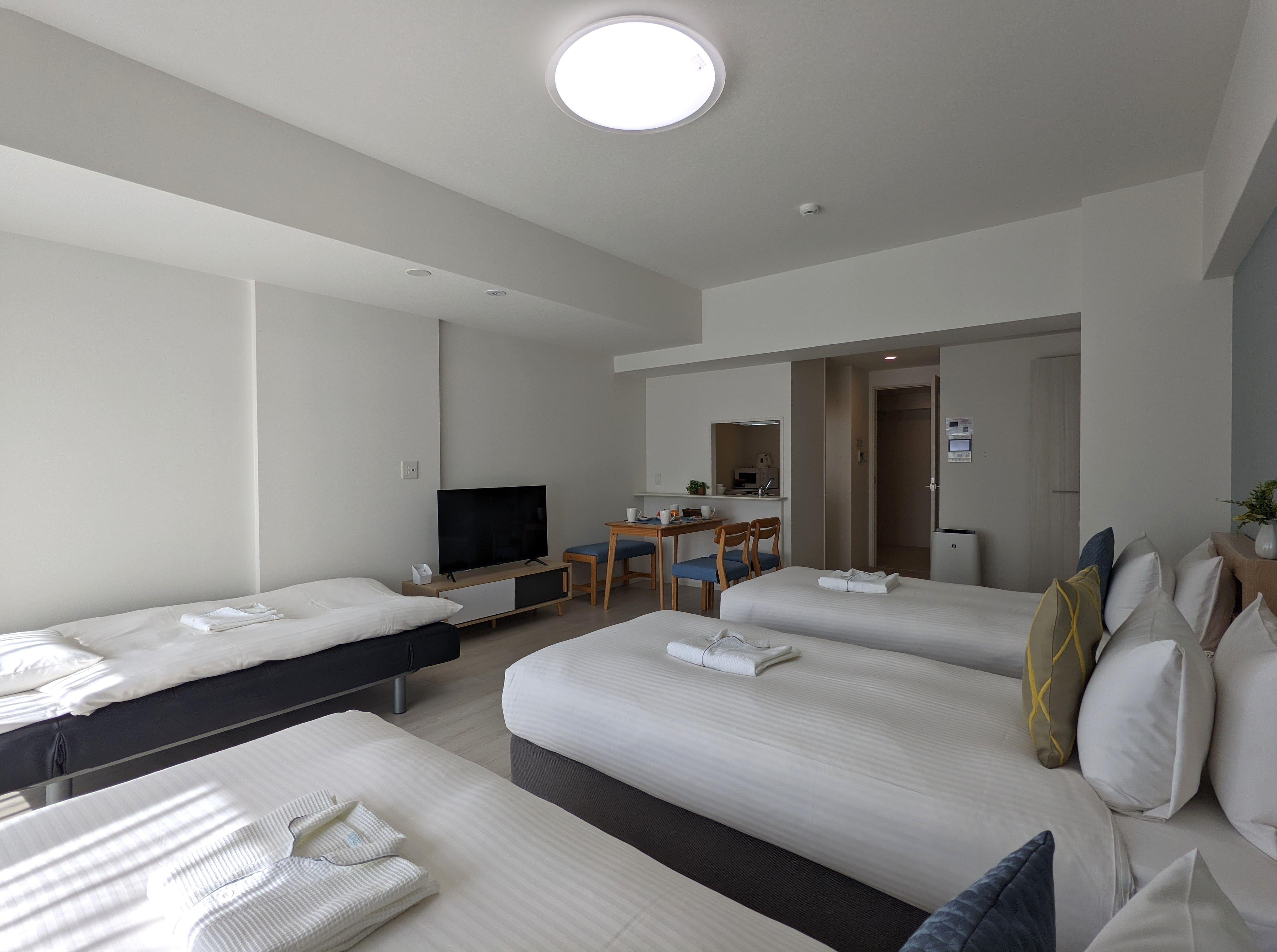 Esuriido Hotel Oosaka TsuruhashiQuad (4 beds) Standard Town view Non-Smoking