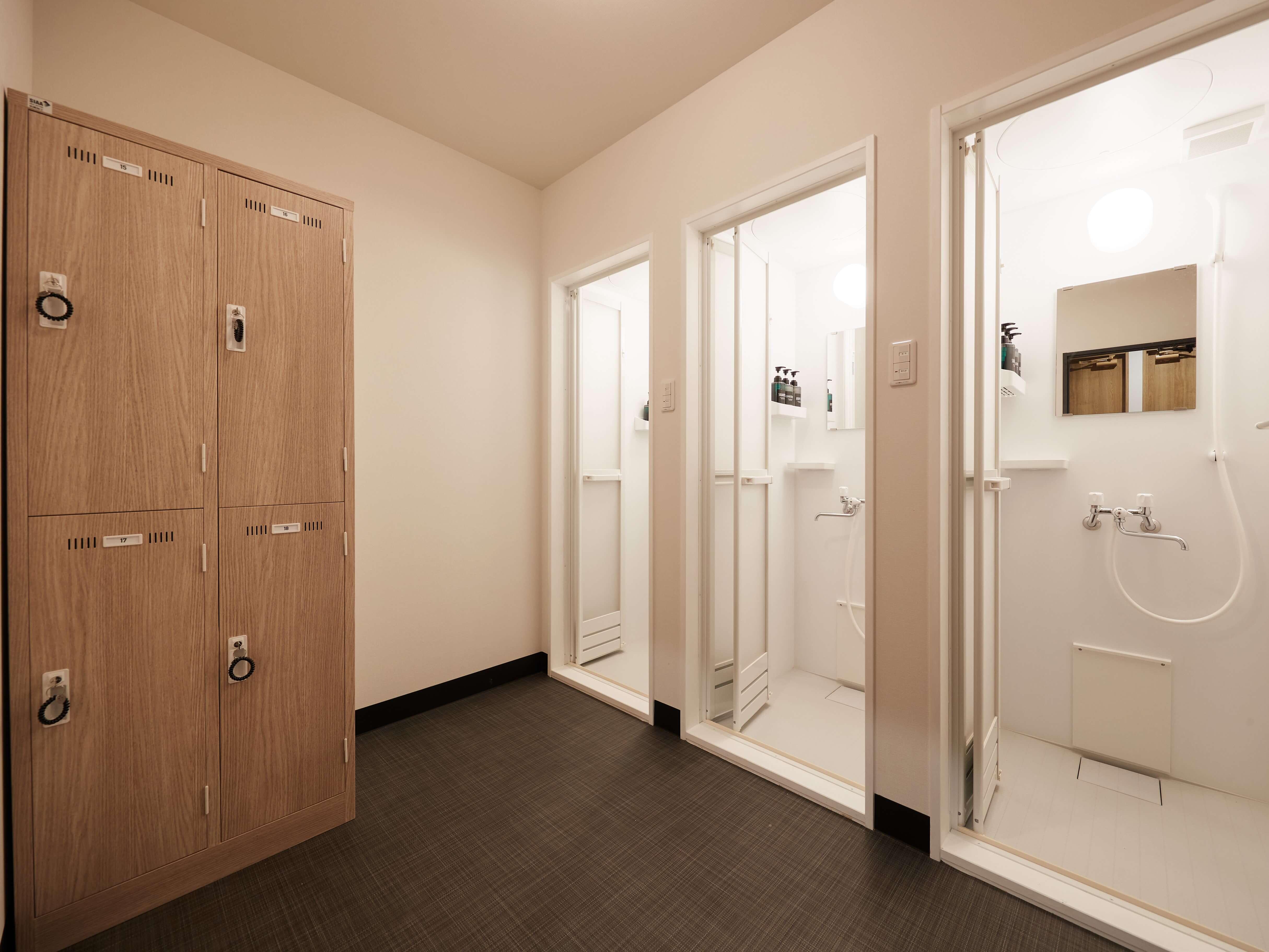 CABIN＆HOTEL CONSTANT NAHACABIN A（女性専用）