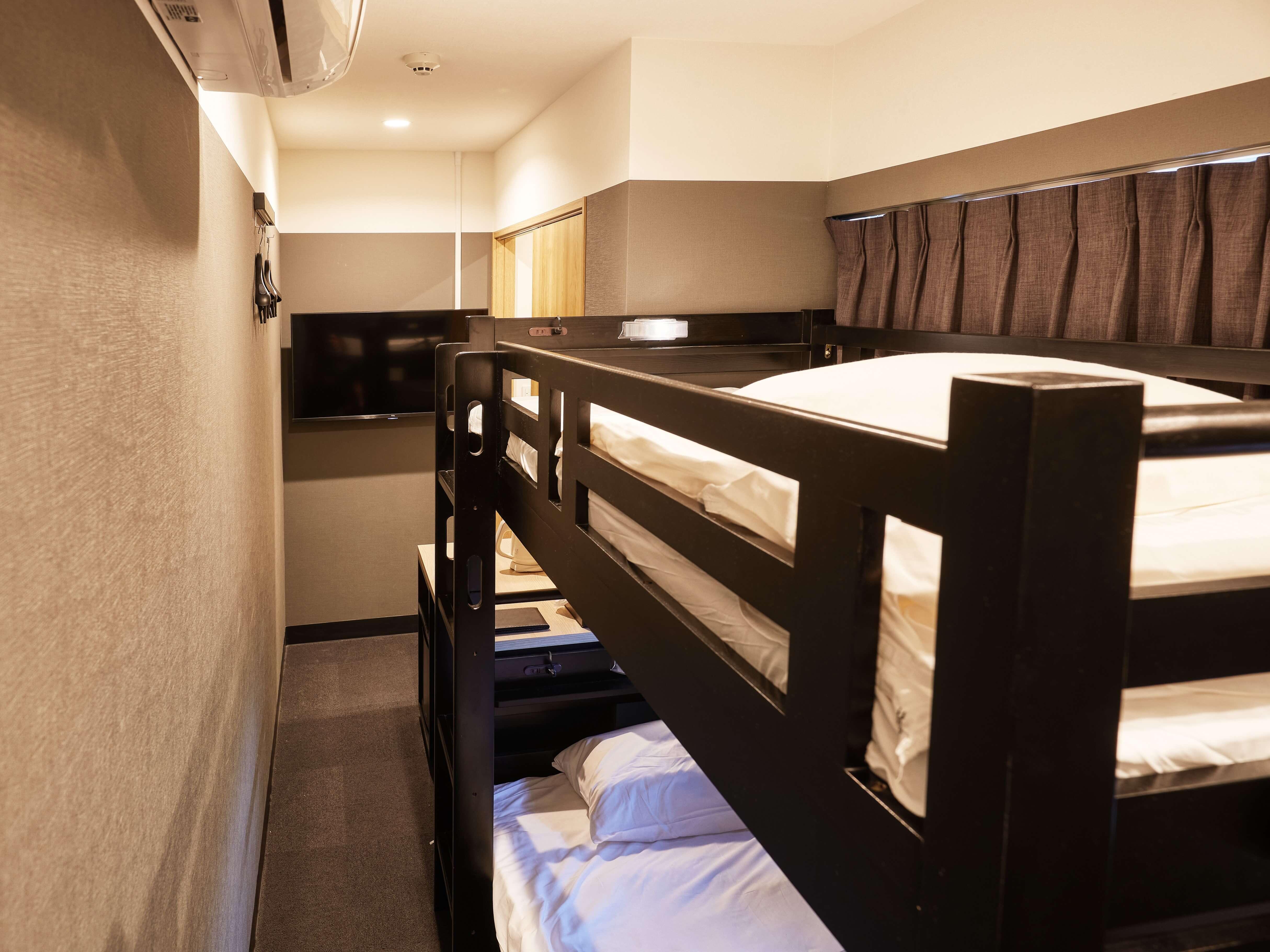 CABIN＆HOTEL CONSTANT NAHAツインルーム（2段ベッド）