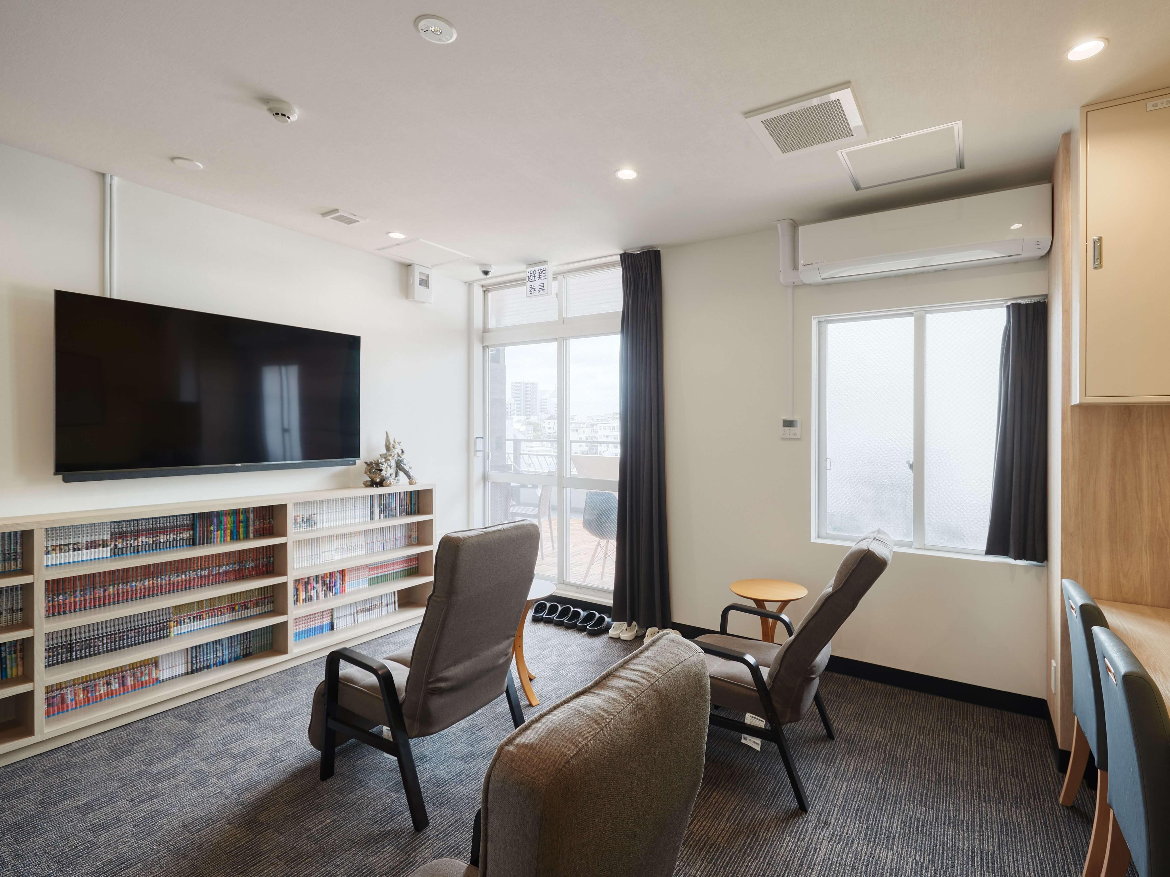 CABIN＆HOTEL CONSTANT NAHAコンフォートツイン（定員3名）